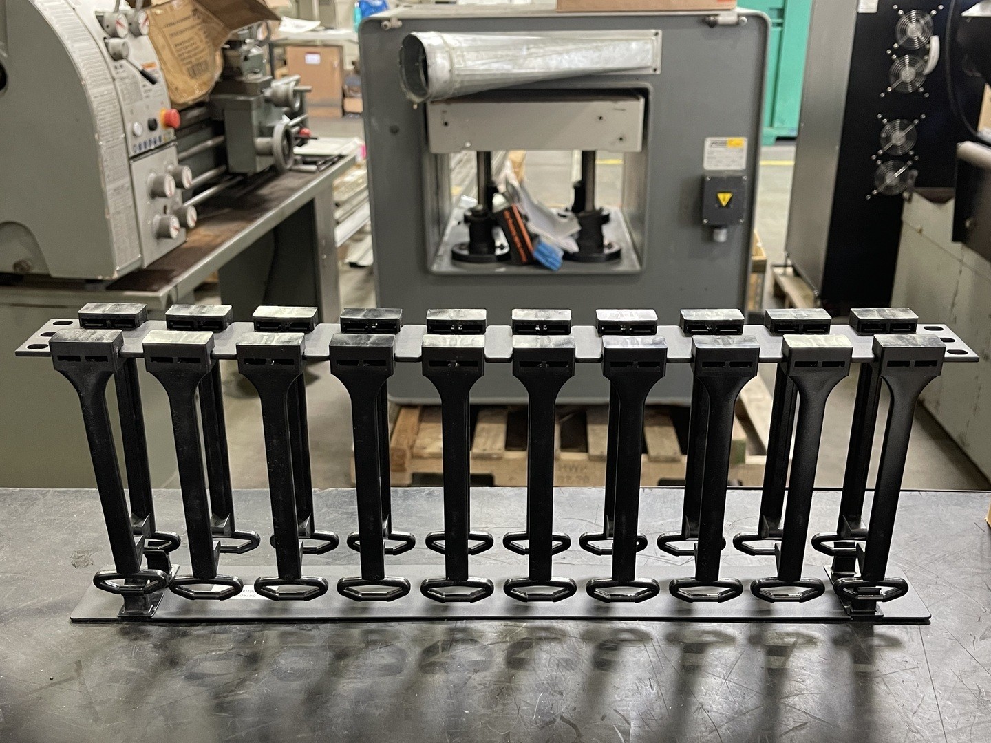 SURPLUS NEW ORTRONICS MM6HMF1RU 6 Horizontal Cable Management Panel , OR