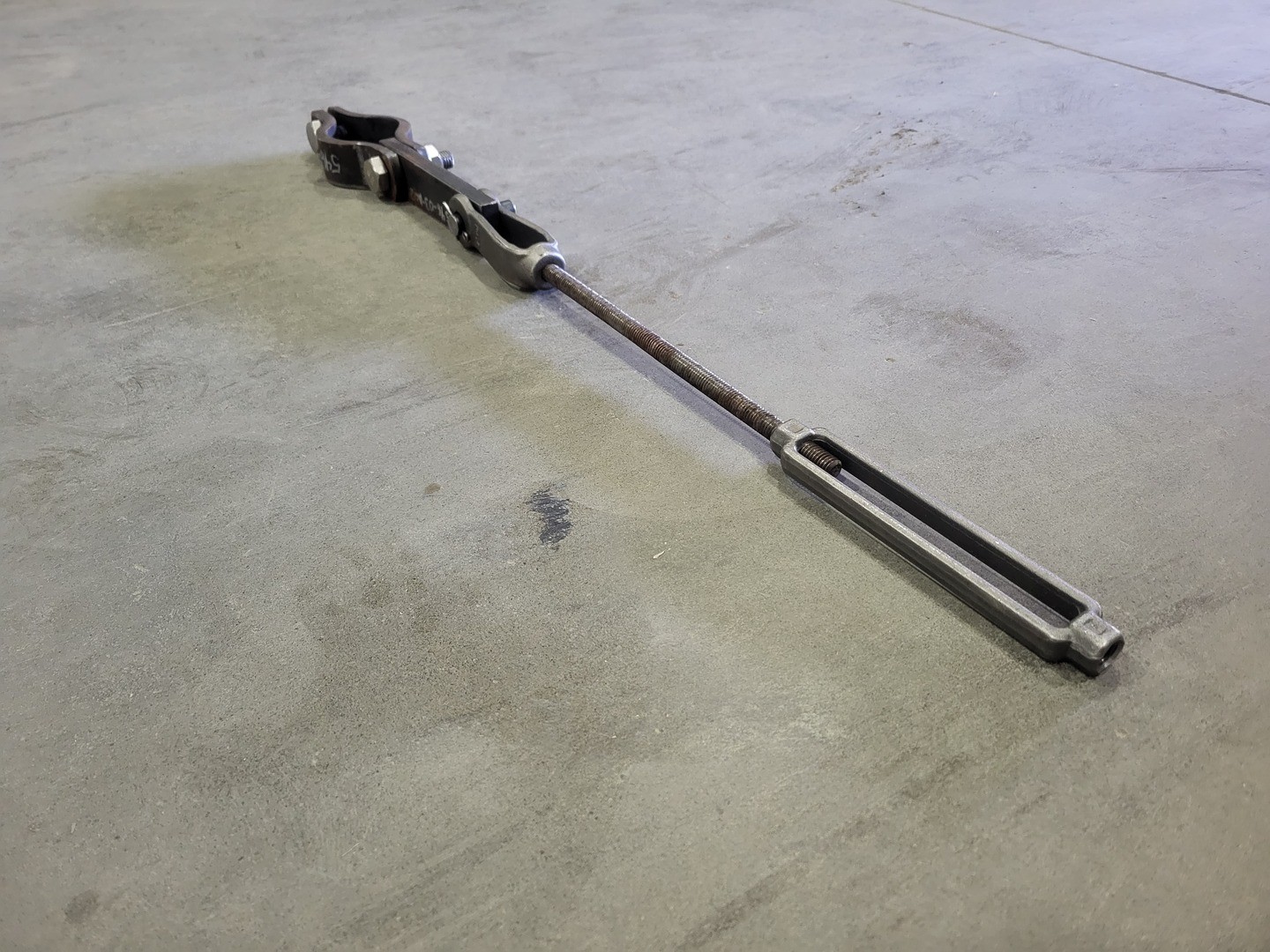 2″ Pipe Clamp Turnbuckle & Threaded Rod 52″ Long – Pipefittings