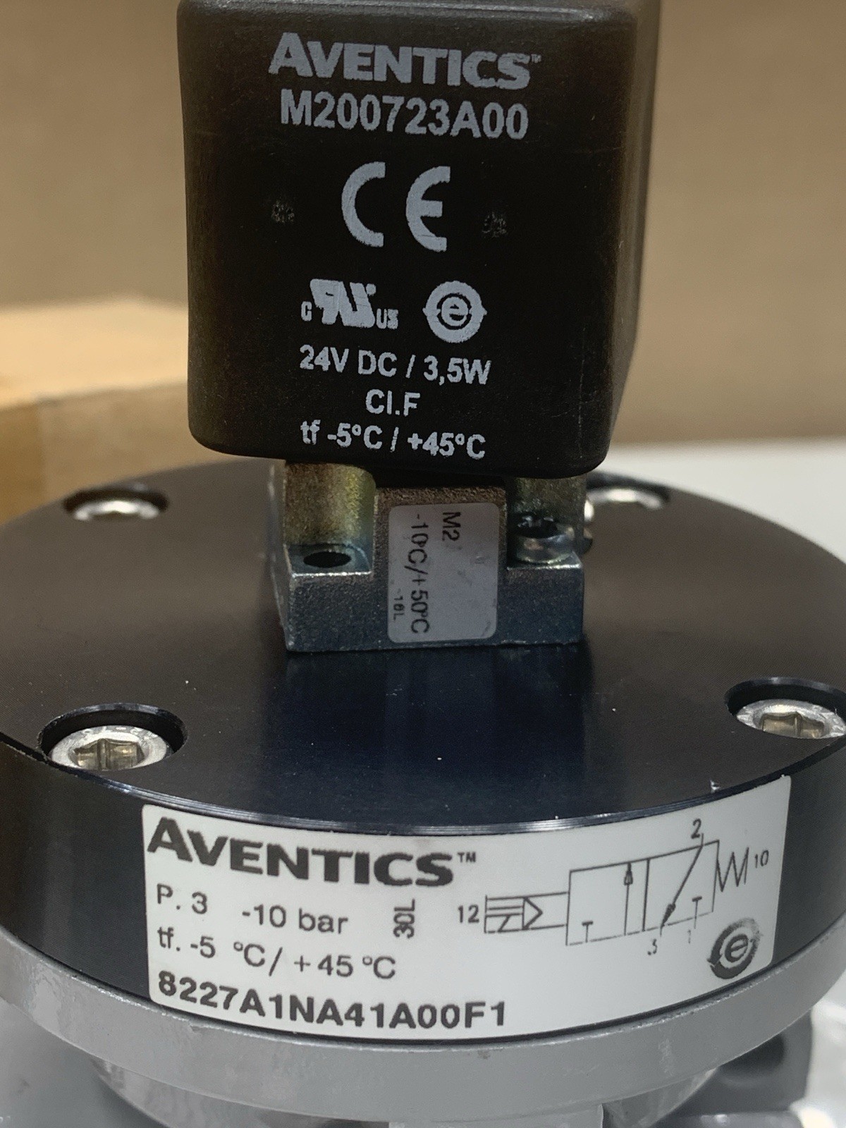 AVENTICS 8227A1NA41A00F1 POPPET VALVE 1/2″ PORTS **NEW**