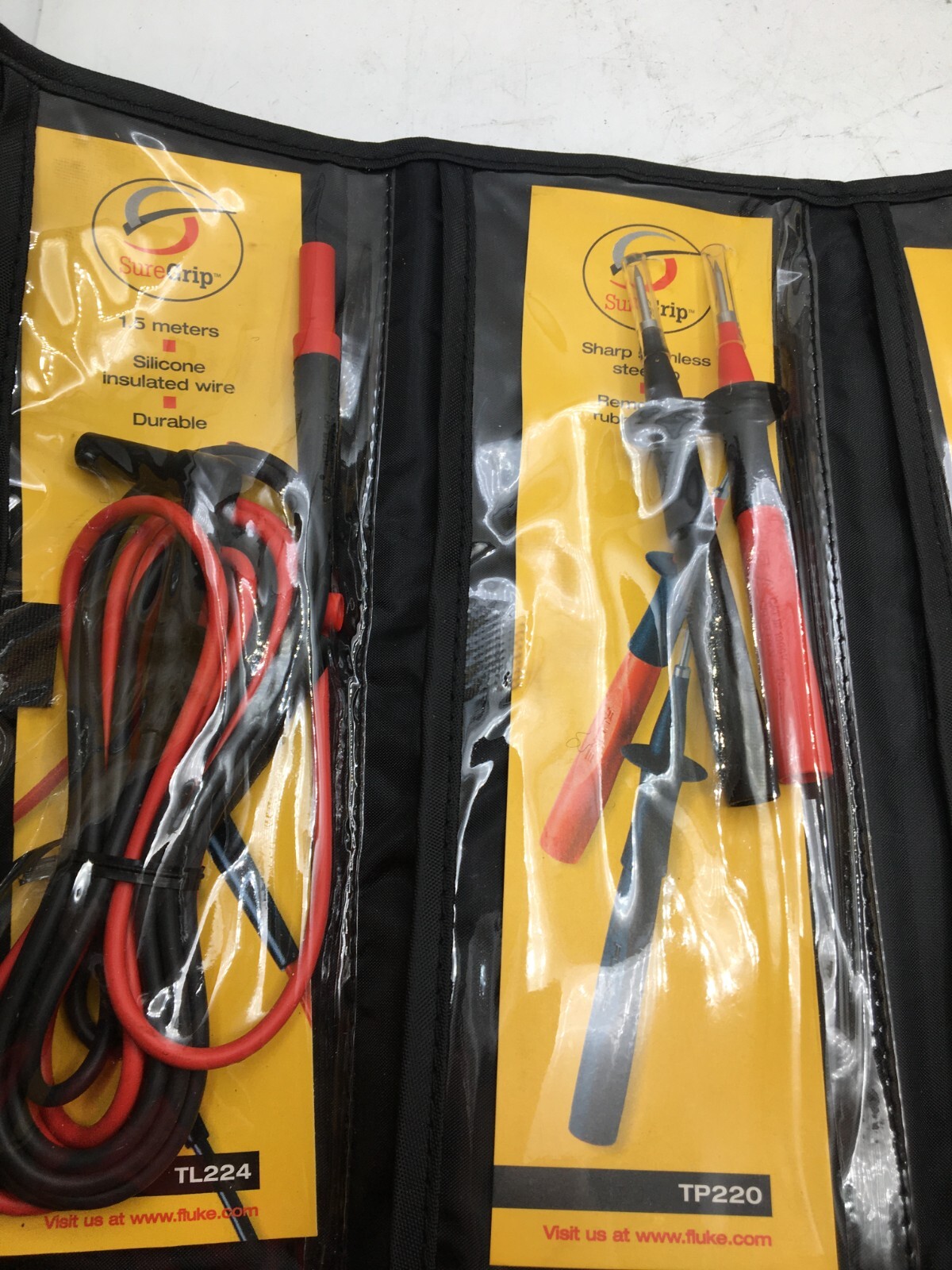 Fluke SureGrip Kit With Probe Light and Probe Extender L215