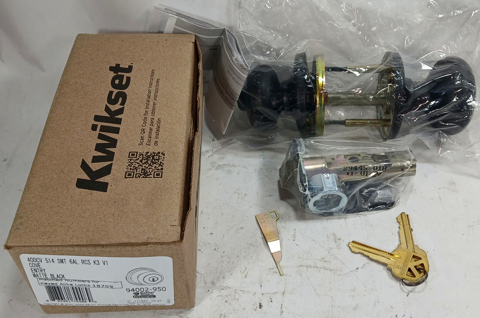 1 NEW KWIKSET 94002-950 MATTE BLACK COVE ENTRY DOORKNOB/LOCK NIB **MAKE OFFER**