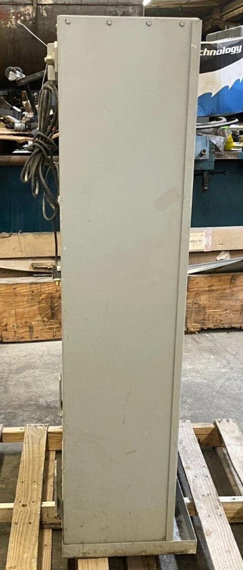 GENERAL ELECTRIC CABLE BOX W-8863 TYPE 3R ENCLOSURE WALL MOUNT STYLE
