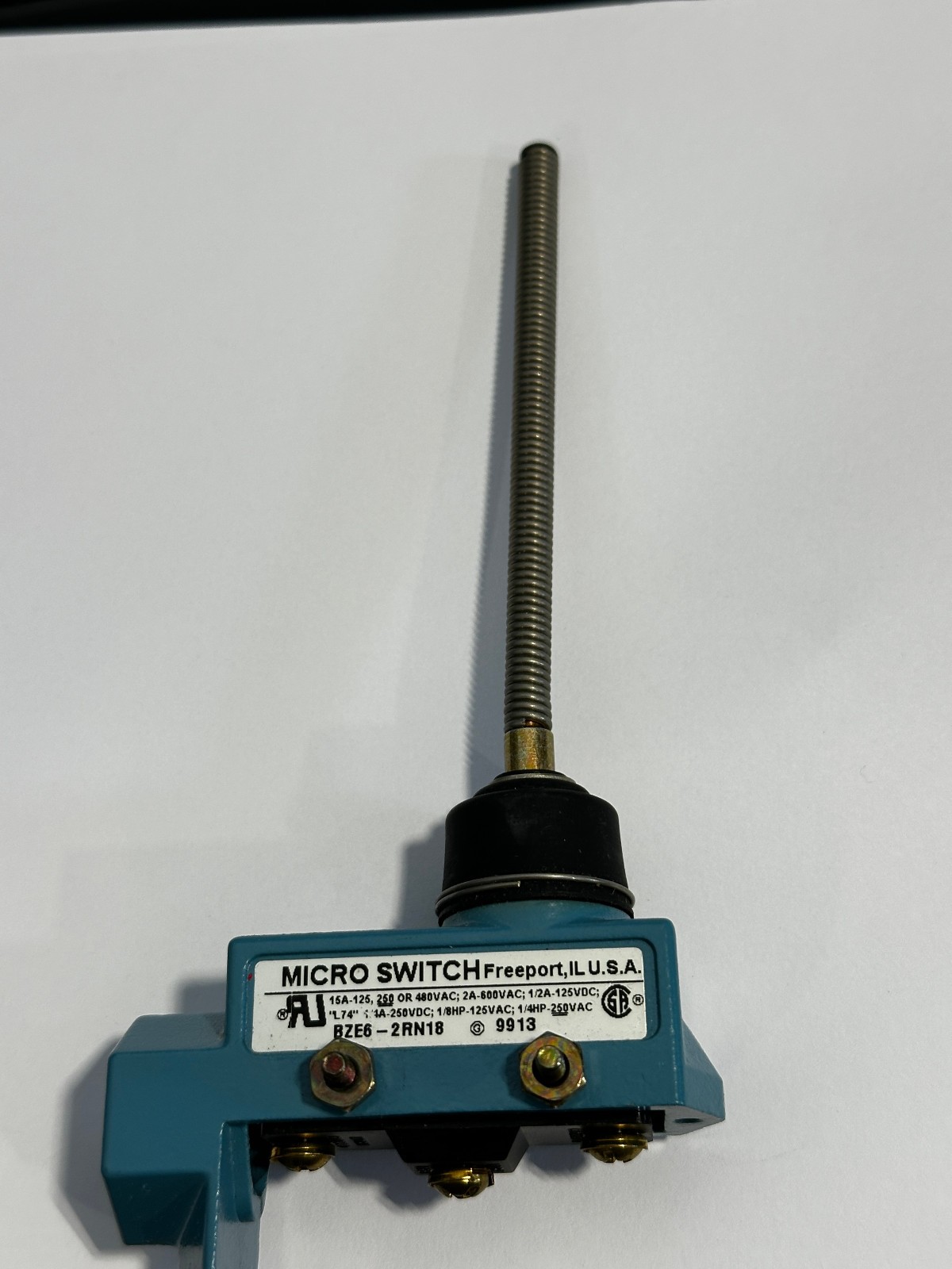 NEW OLD STOCK! HONEYWELL MICRO SWITCH BZE6-2RN18