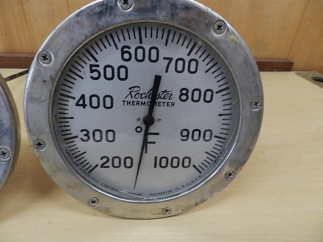 VTG, Rochester Gauges Inc 200 – 1000 Degrees’ Temperature Gauge MODEL 1825-5-1