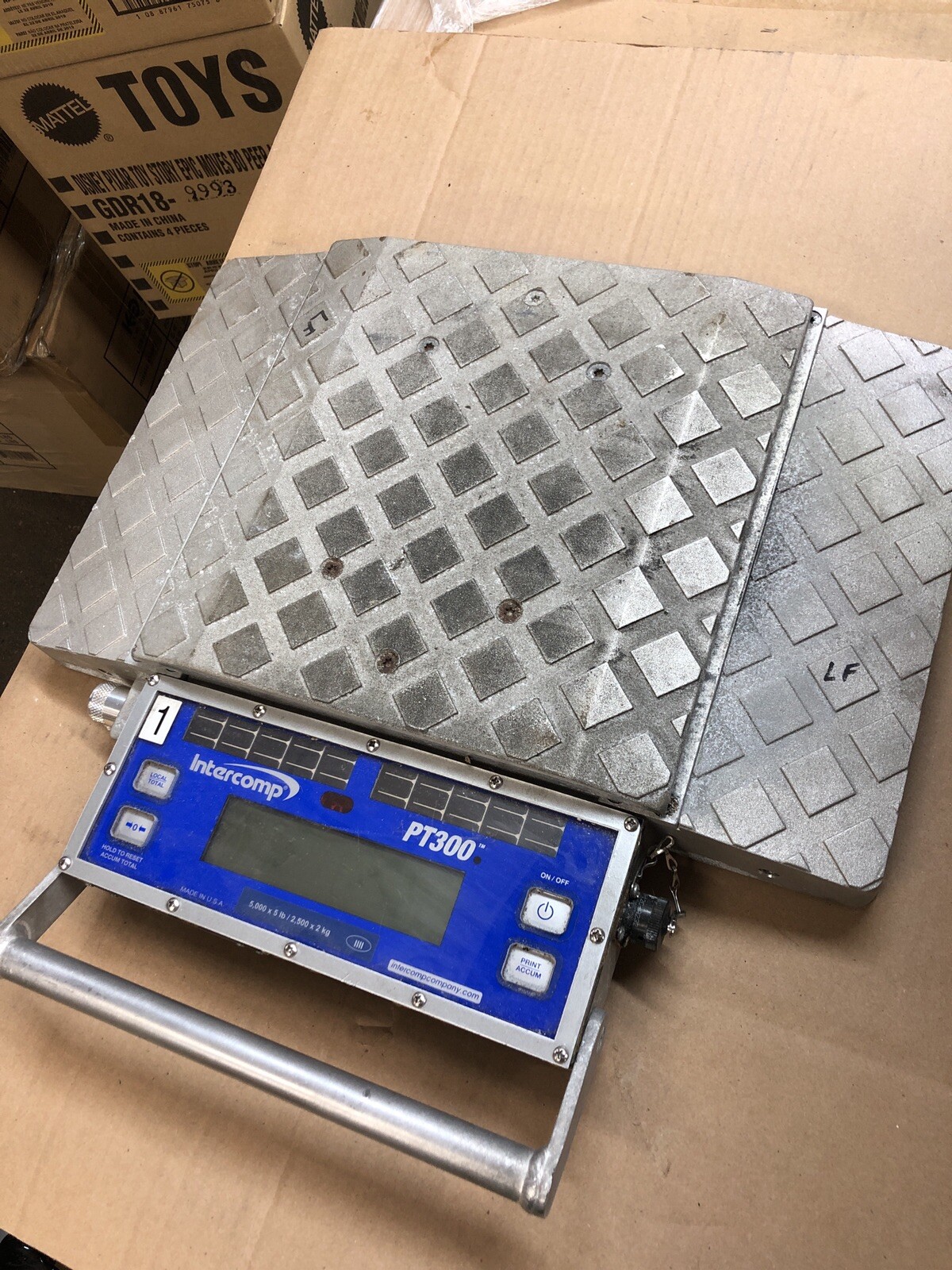 Intercomp 181006-RFX PT300 Wireless Solar Wheel Load Scale