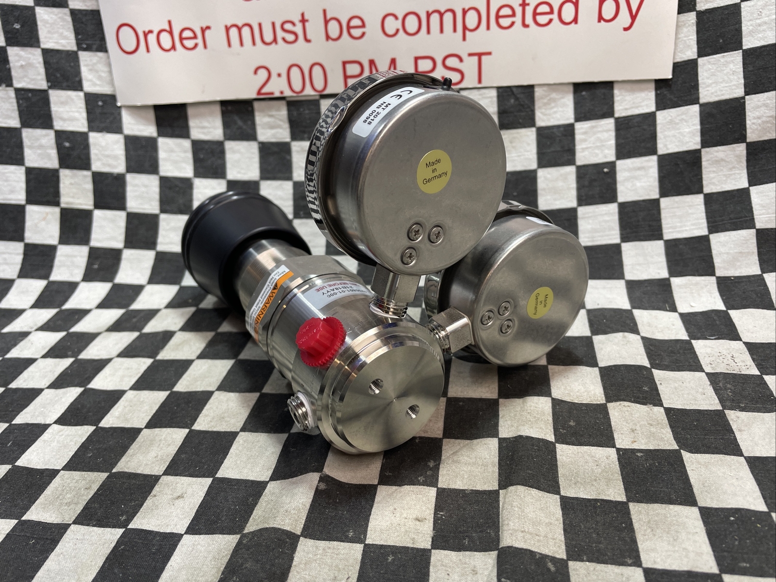 CONCOA 4936801-01-000, REGULATOR WITH GAUGE 6000 PSI, 49368010100, SHIPSAMEDAY,