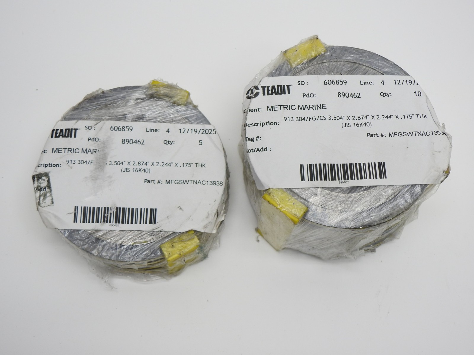 Lot of 15 – TEADIT 913 304/FG/CS 3.504″ x 2.874″ x 2.244″ x .175″ THK JIS 16K40