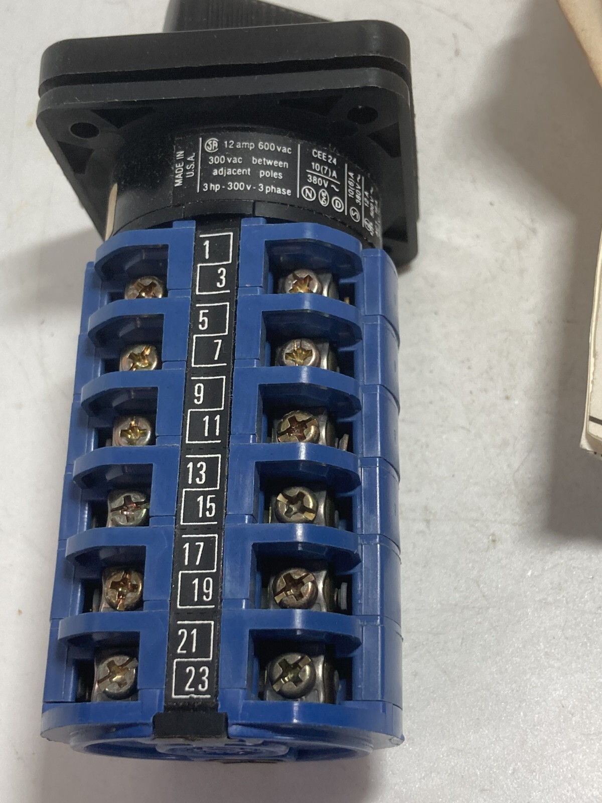 KRAUS & NAIMER C10-A370 ROTARY CAM SWITCH NNB