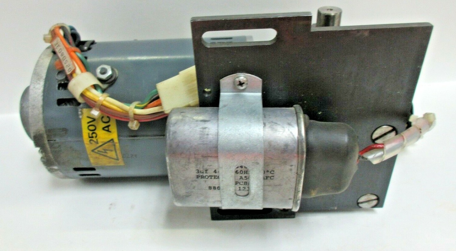 ROBBINS MYRERS GEAR MOTOR, 1870152002,330/440 VAC,115/230V, 18:1 RATIO