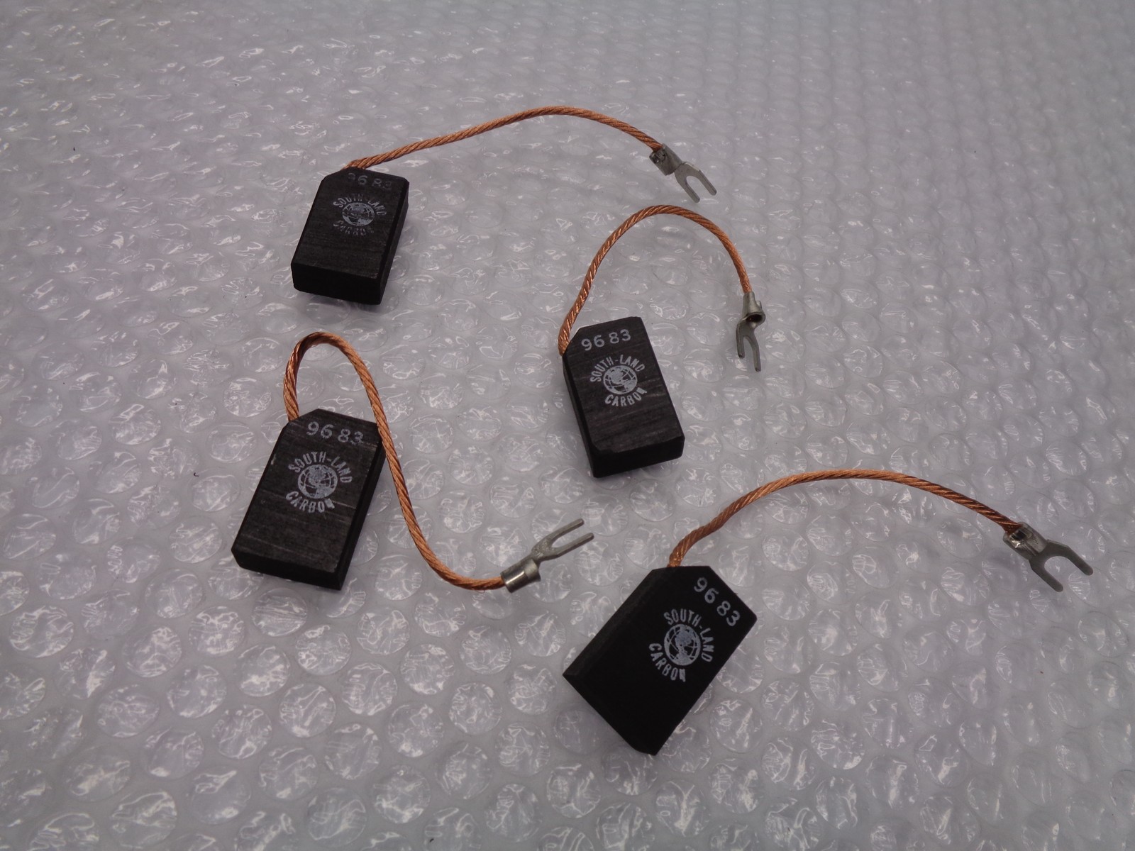 SOUTH LAND 9683 CARBON BRUSH LOT OF 4 NSNP