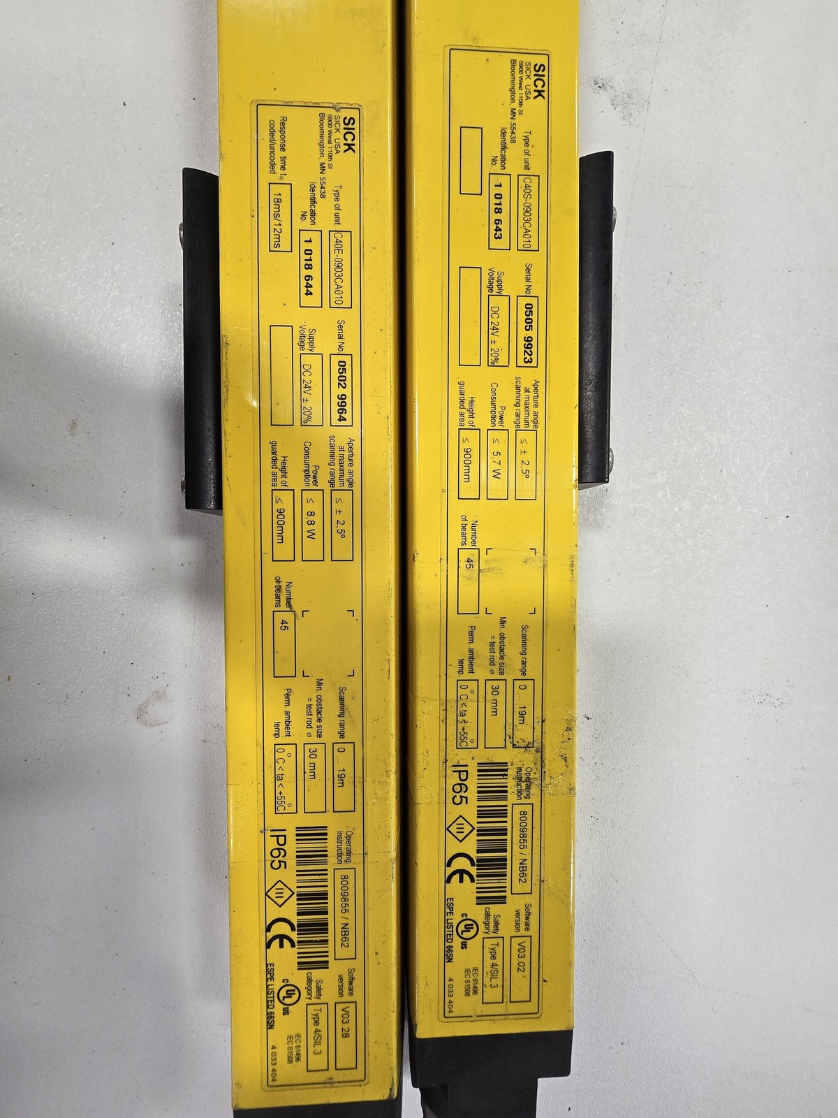 SICK C40S-0903CA010/C40E-0903CA010 LIGHT CURTAIN SET USED