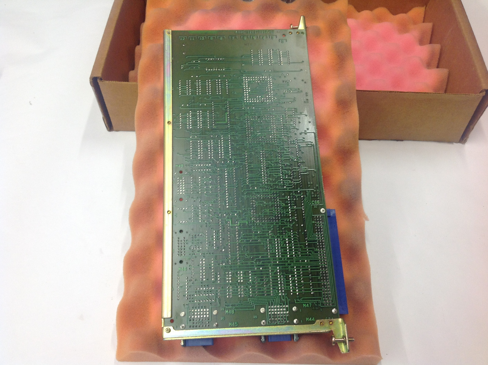 GE FANUC A16B-1211-0311 04B 3RD Axis Control Board N470526.