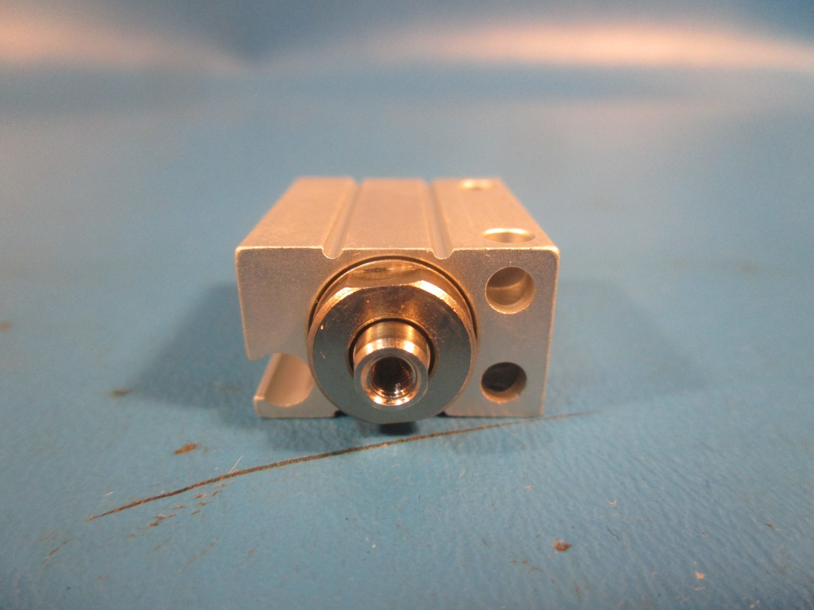 SMC CDUJB8-6D, Mini Free Mount Cylinder, 8mm Bore, 6mm Stroke, Auto Switch