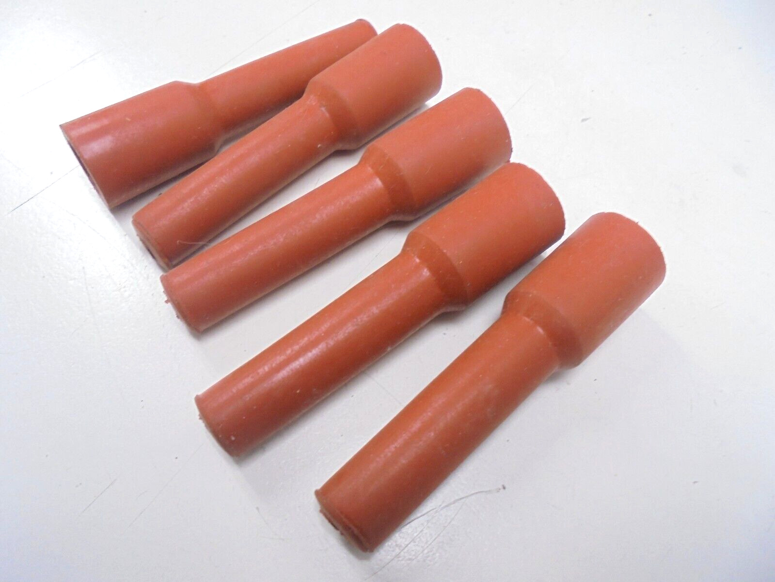 Lot of 5 NAPA Belden 7mm Silicone Spark Plug Boots Straight 727401