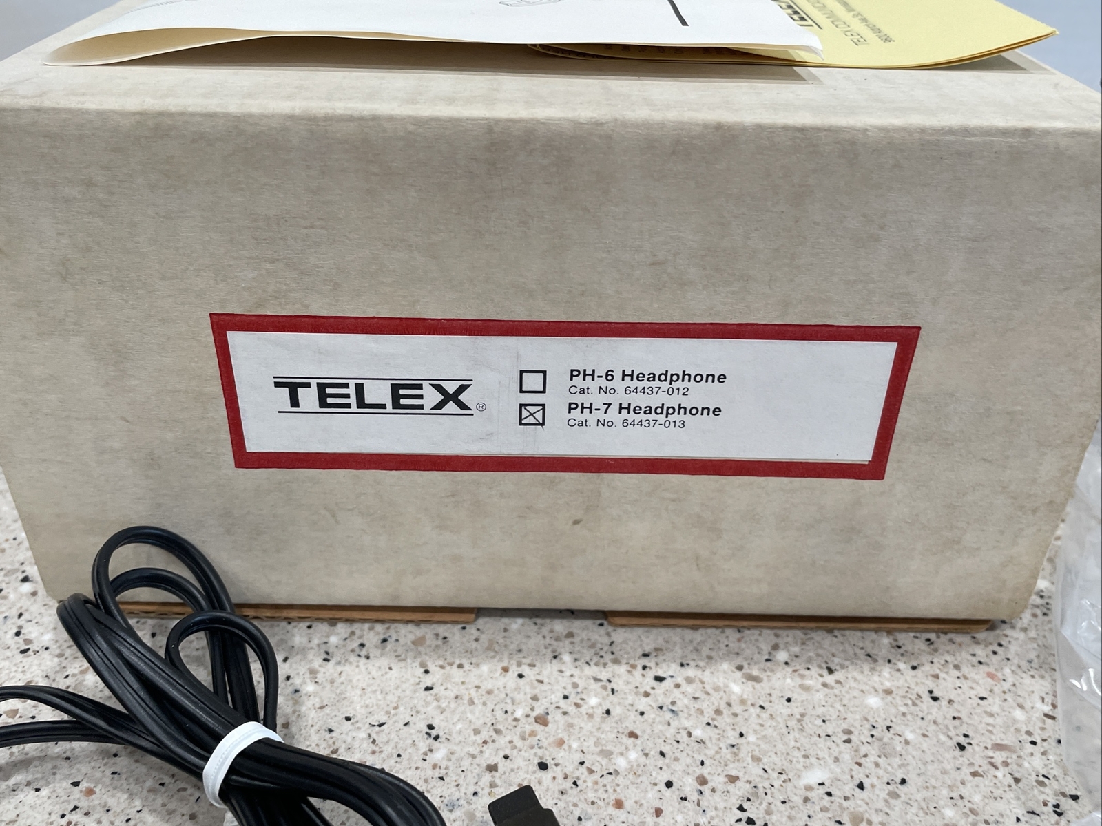 ( NEW IN BOX ) TELEX PH-7 SINGLE CHANNEL HEADSET 64437-013 PH7