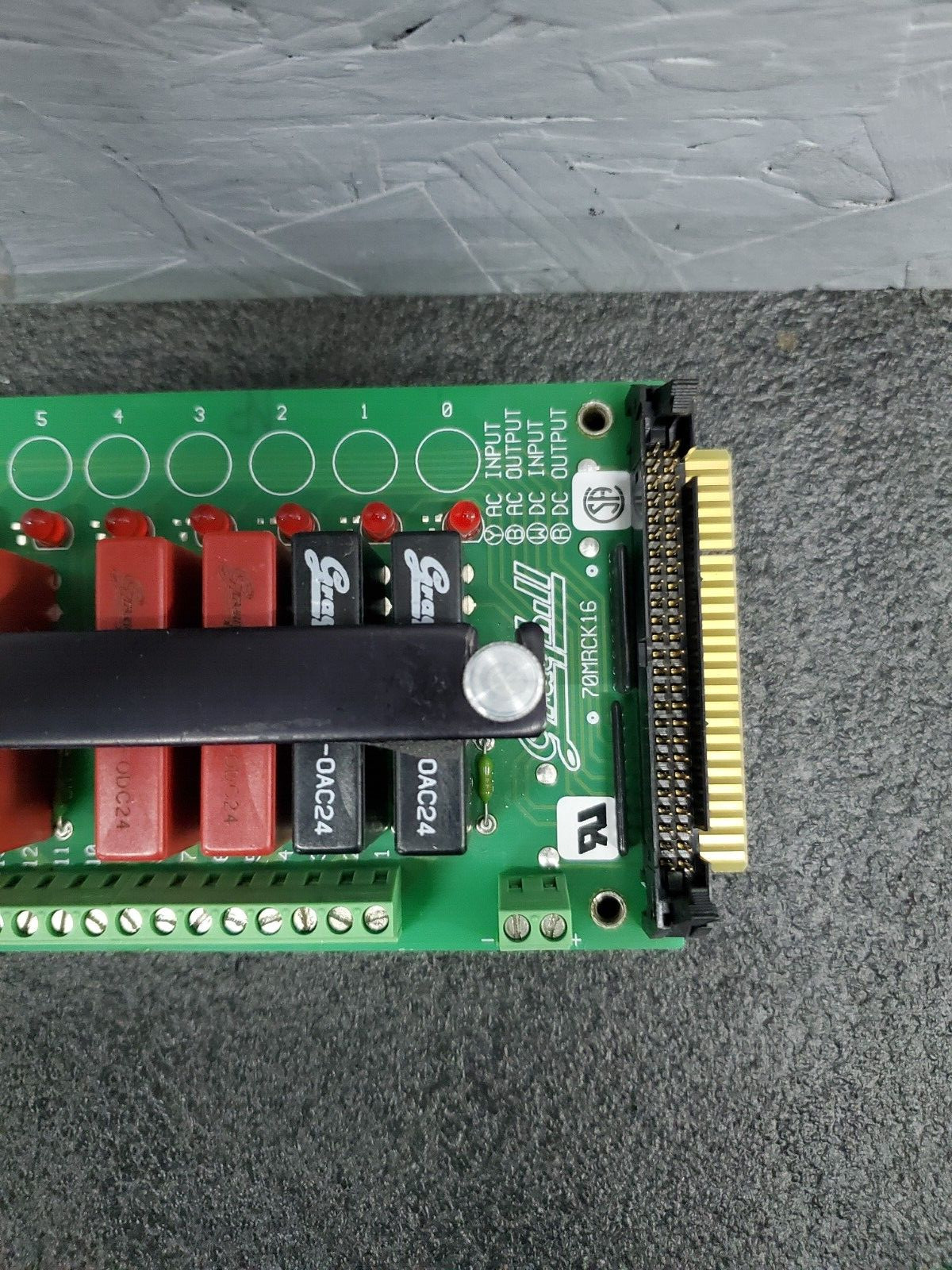 GRAYHILL 70MRCK16-HL I/O MODULE RACK, w/ Modules 70M-ODC24, OAC24, IDC24