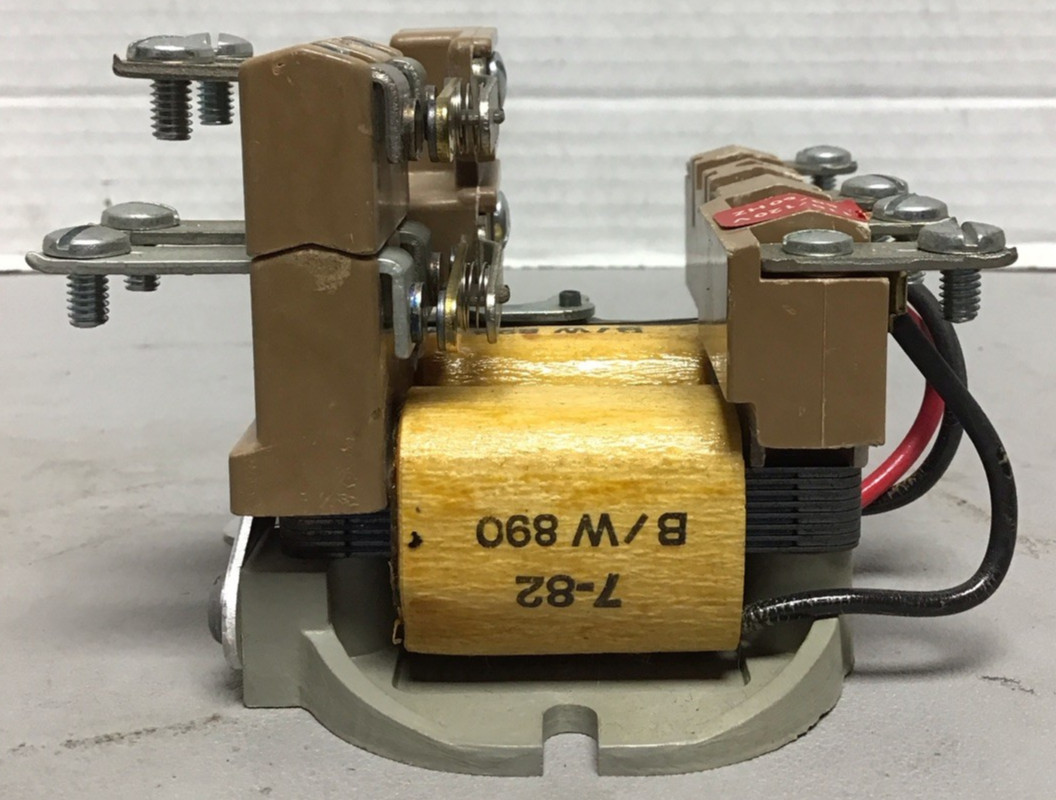 McGraw Edison 8210 2-L Liquid Level Control (B131)
