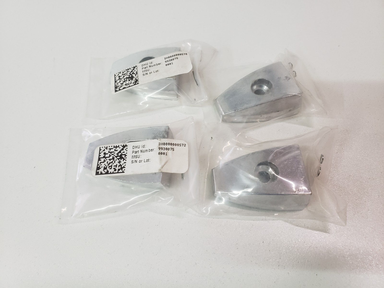 LOT of 4 – UNUSED – TKE ThyssenKrupp 9930075 Cover Cap