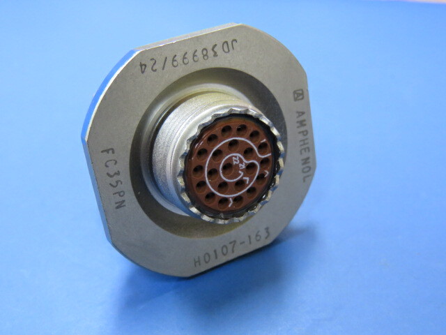 Amphenol JD38999/24FC35PN Qty of 1 per Lot 22 Position Circular Connector Rece