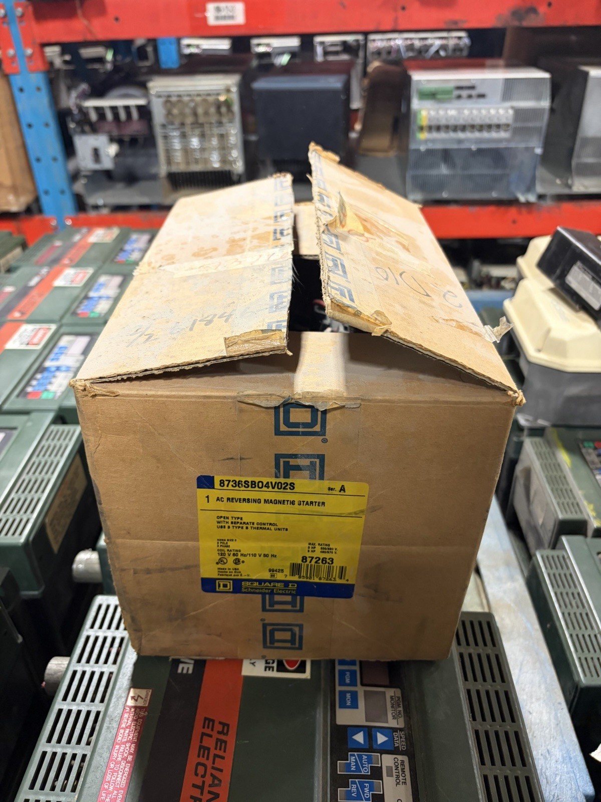 NEW SQUARE D AC REVERSING MAGNETIC STARTER 8736SB04V02S