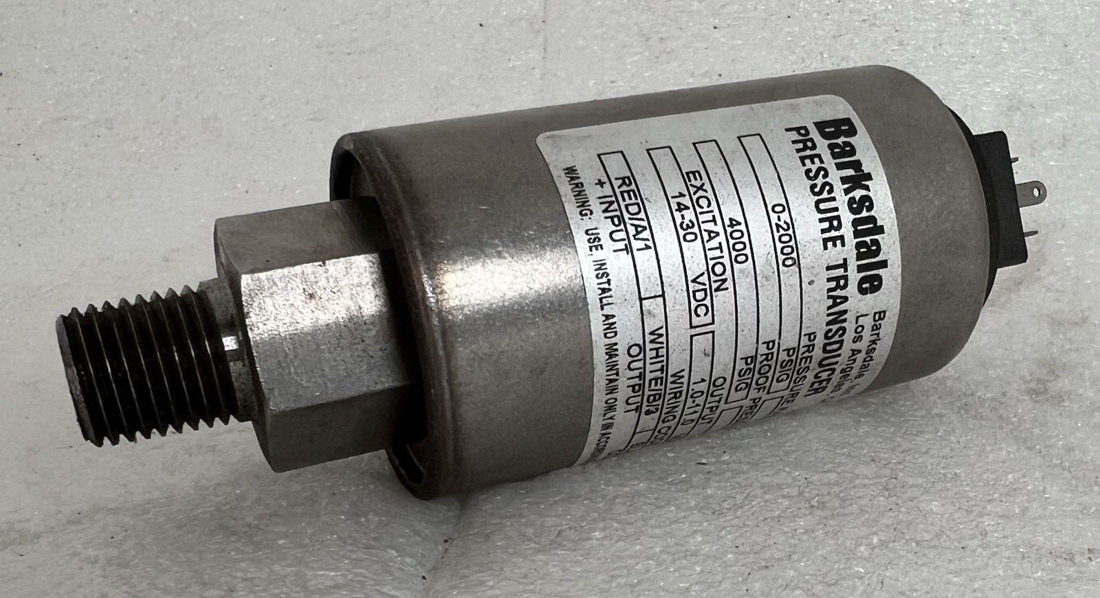 Barksdale Pressure Transducer 426H4-12 New 0-2000 PSIG 0-138 Bar Quick Ship