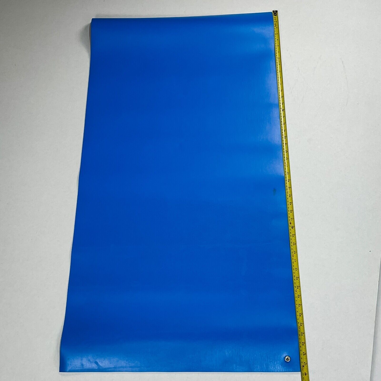 Wearwell PVC 793 ESD Work Surface Material with Snap 1/8″ x 2 ‘x 4’ Sky Blue New