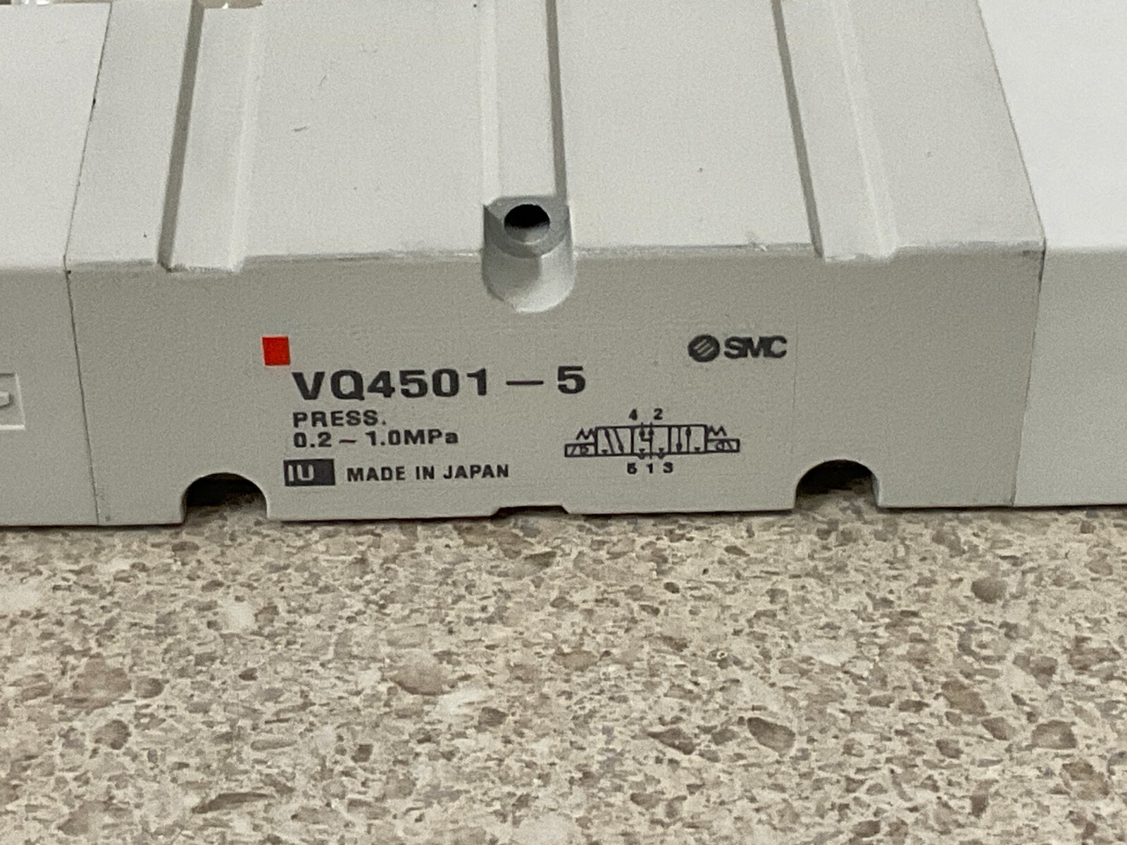 SMC VQ4501-5 NEW