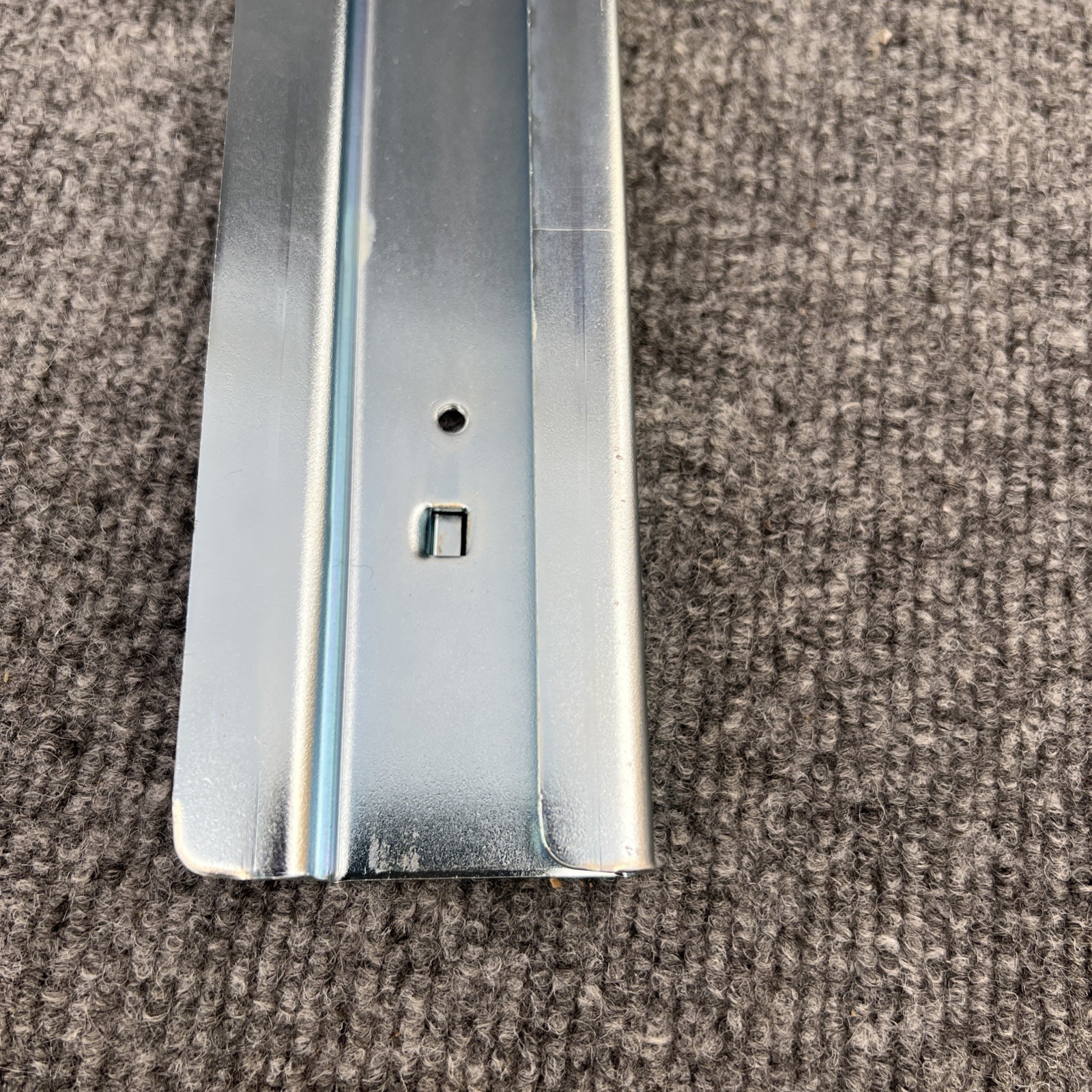 TRESTON 839086-51 Bin Mounting Rail,3 inx2 inx24 7/8 in 35YR34
