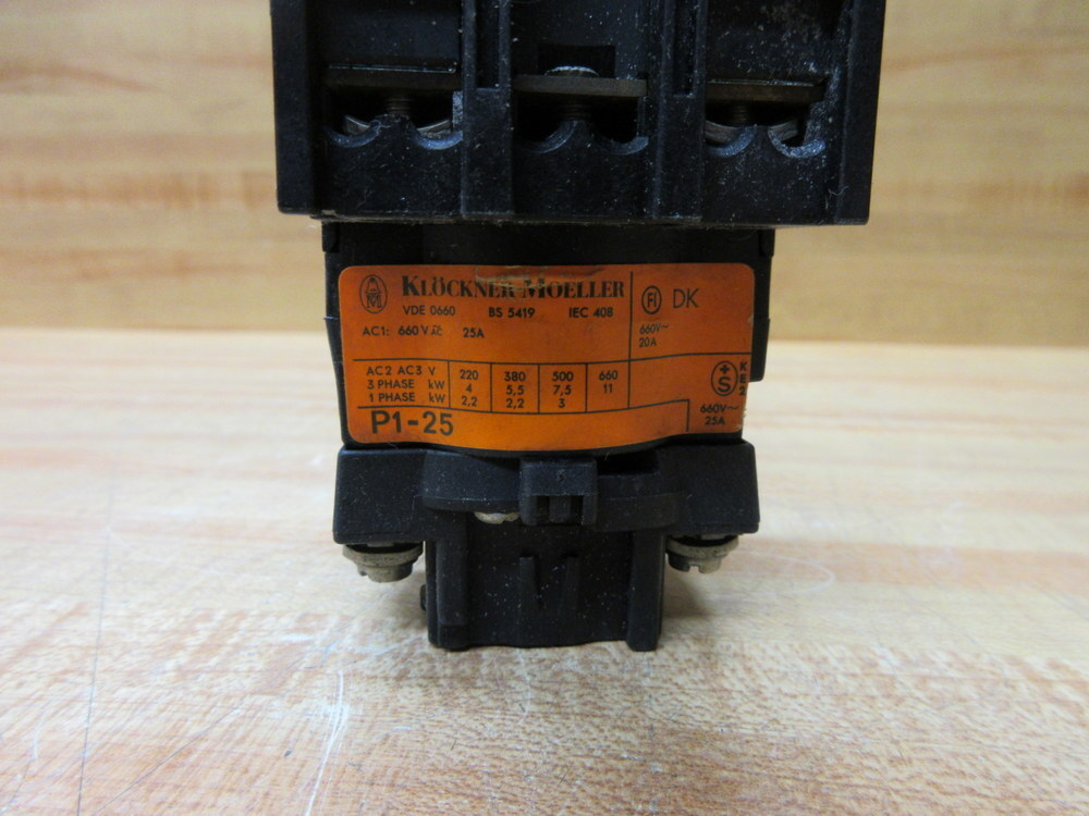 Klockner Moeller P1-20-NA Eaton Disconnect Switch P120NA W/P1-25