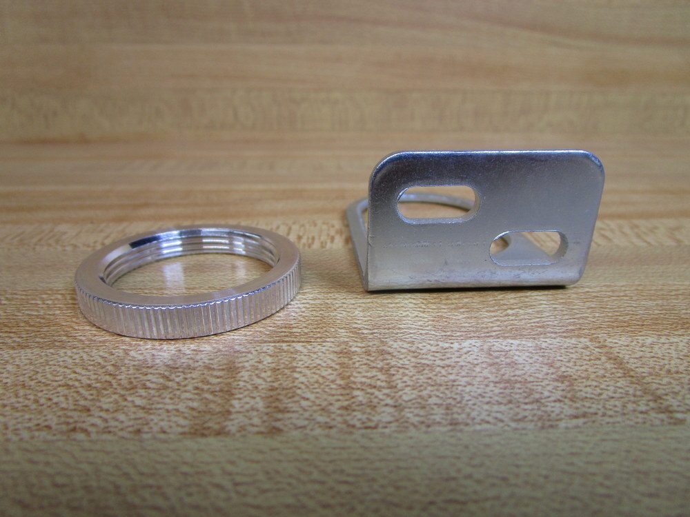 IMI 18-025-004 Norgren Panel Mount Kit 18025004 (Pack of 3)