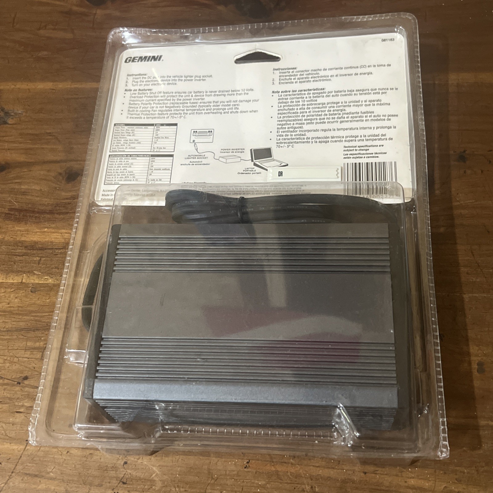 Gemini G61163 Power Inverter Brand New 2 AC Outlets 300 Watts Continously