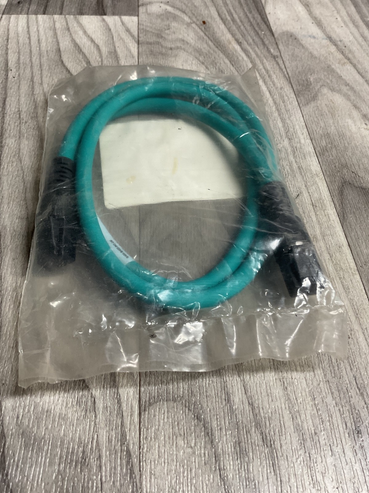 TURCK U8636-1 , RJ45S-RJ45S-841-1M Cable #4018J49