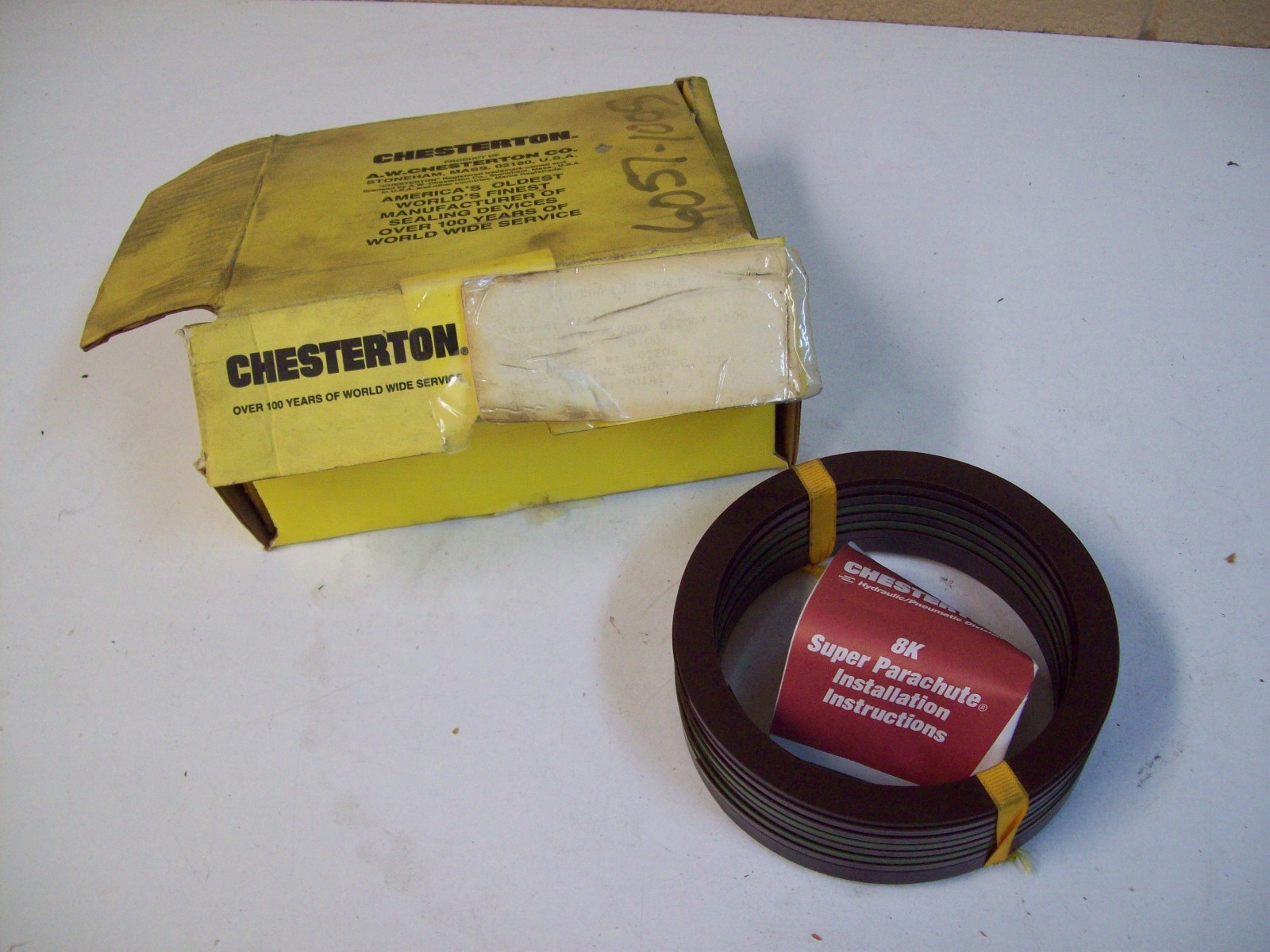 CHESTERTON SUPER PARACHUTE 4-1/4ID 5-1/4OD 1-7/32STACK 8-RINGS – NEW – FREE SHIP