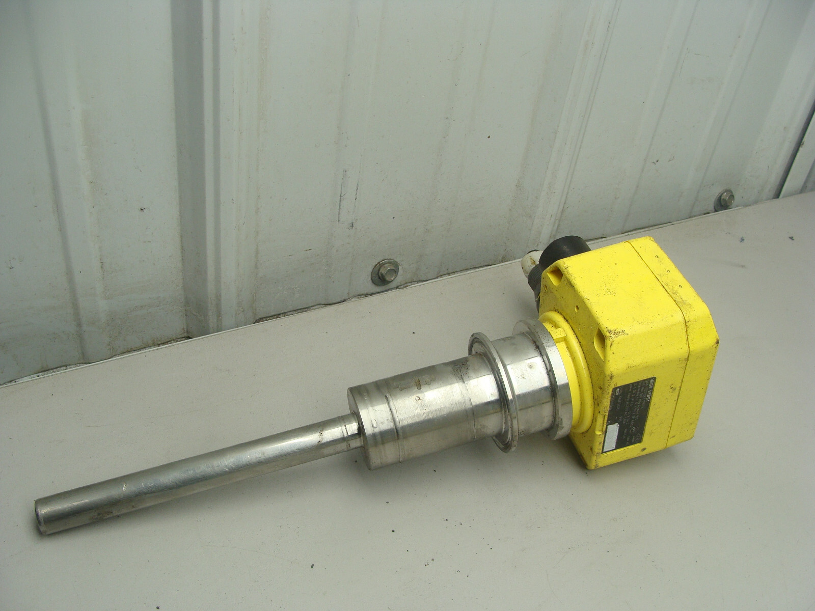 VEGA VIB51 LEVEL SWITCH TYPE VIB51.URTAPNKT