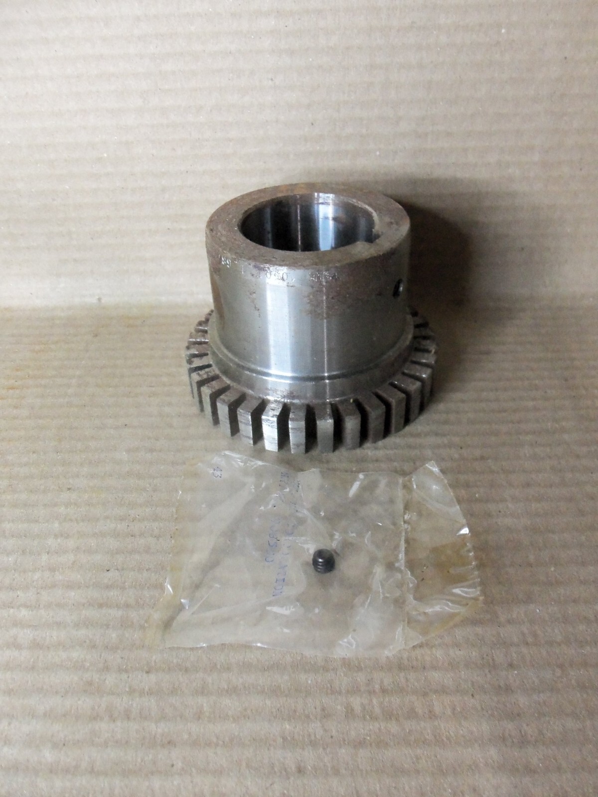 NEW FALK STEELFLEX COUPLING 1050T 1 3/4 HUB FOR 50 & 1050T