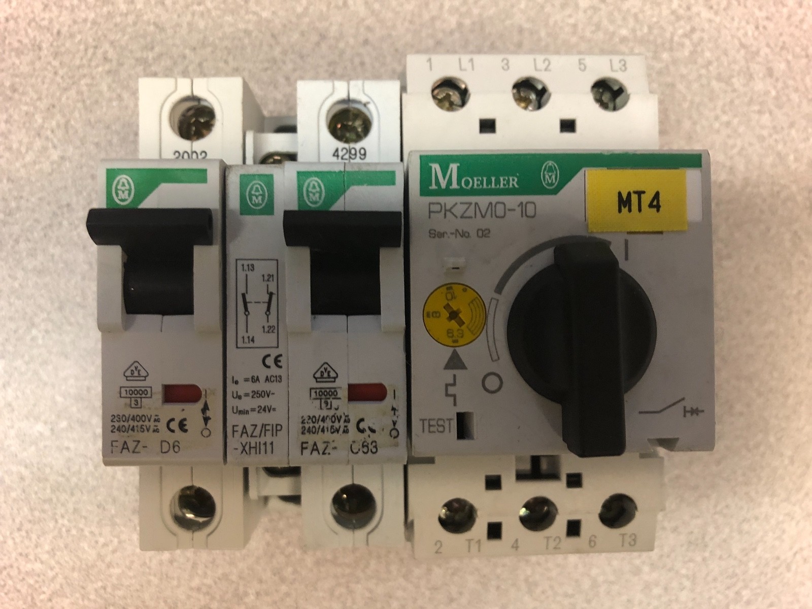 Moeller (LOT) ZM-40-8-PKZ24,U-H120-PKZ2,DIL00M-G-01,PKZMO-63,10, FAZ-D6,C63
