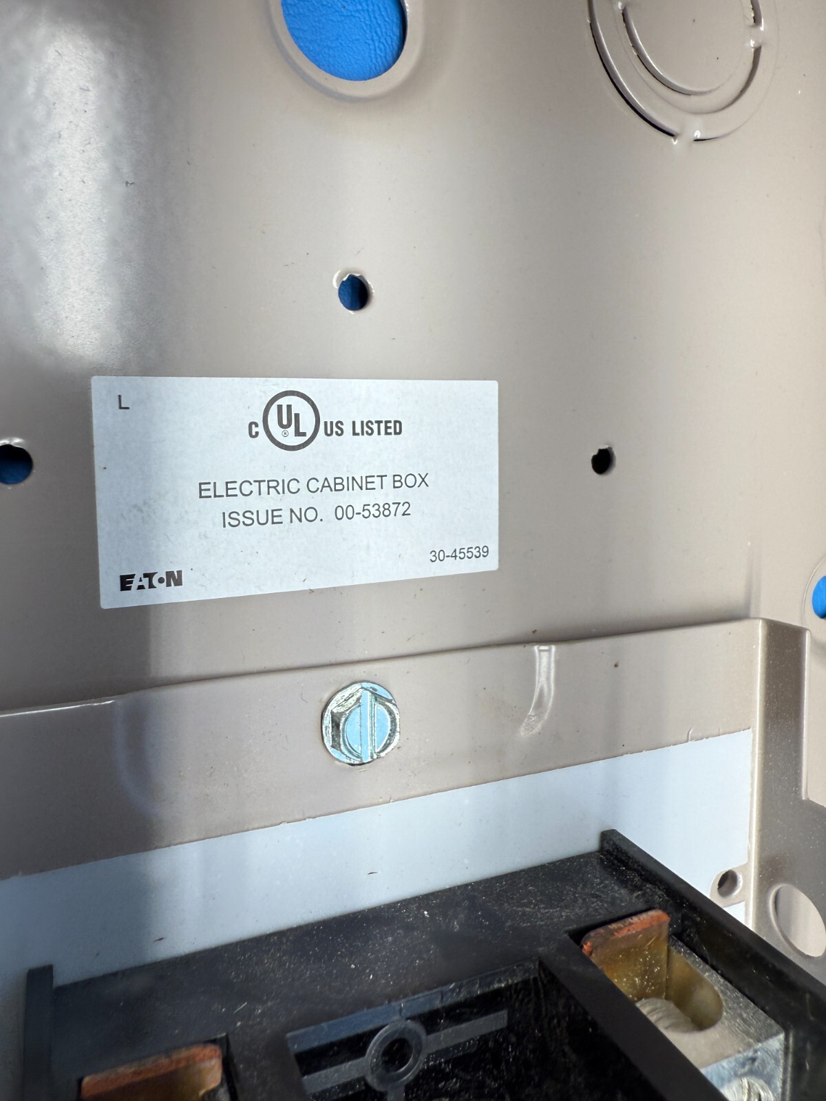 Eaton CH24L125C Type-1 125A 120/240VAC Indoor Main Lug Loadcenter Enclosure