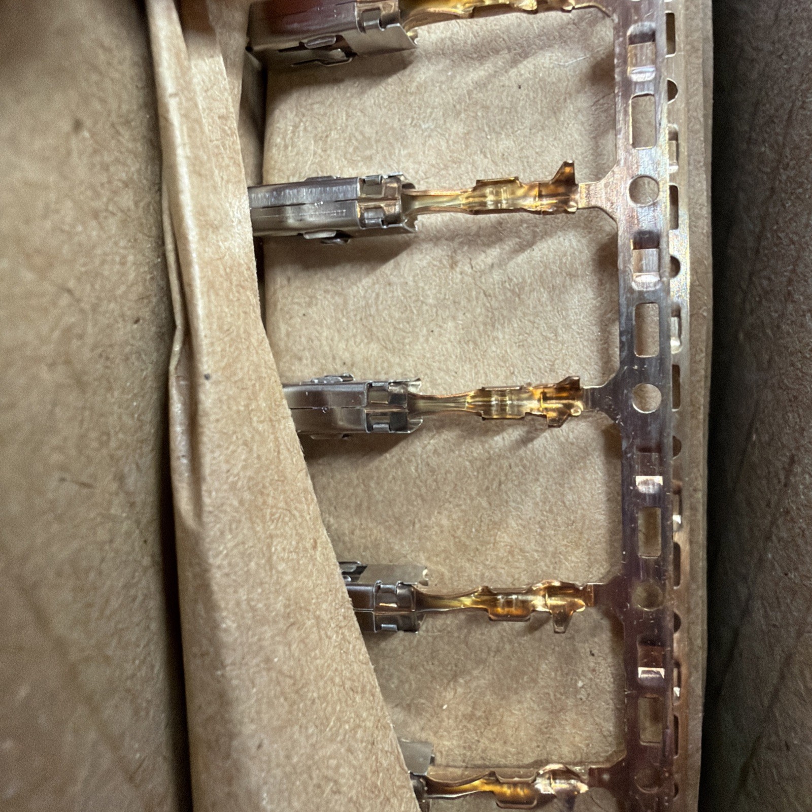 4500 TE connectivity 1-968880-3 automotive connector AMP 2.8 contact