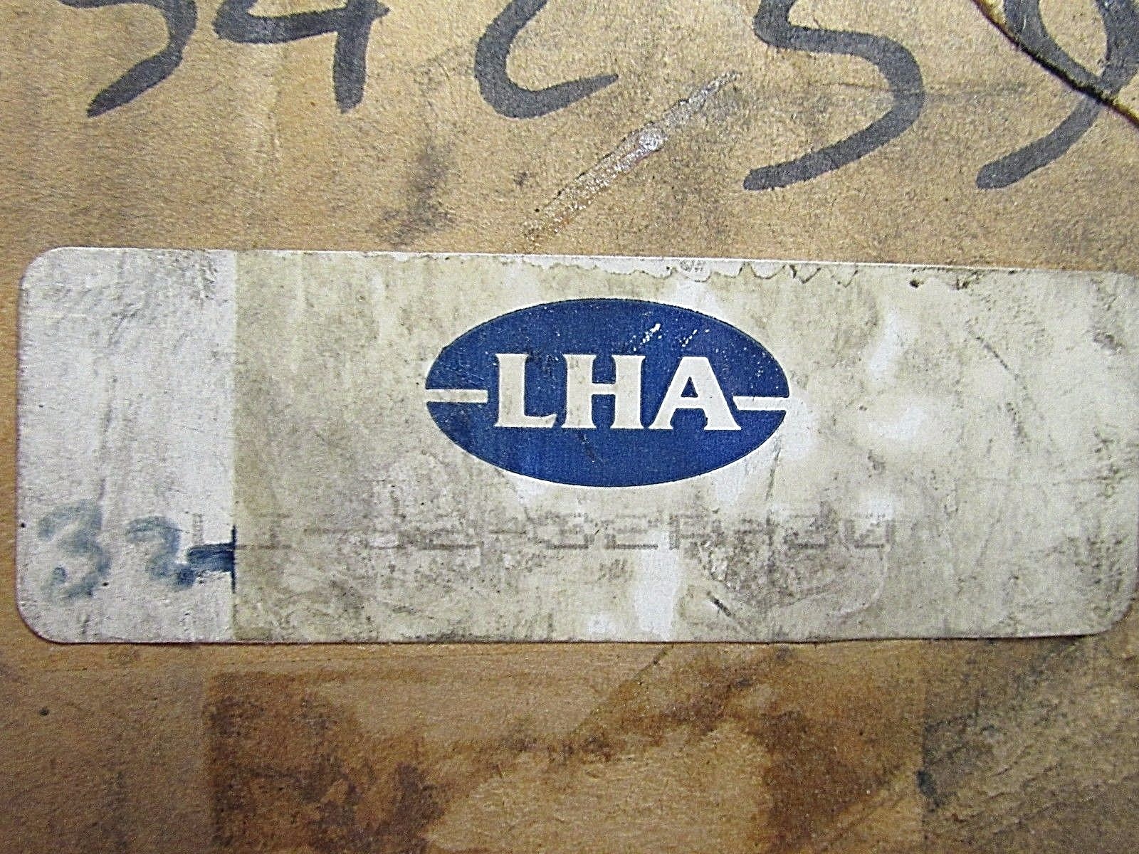 LHA LI-32-32P-30 LI3232P30 LI 32 32P 30 NEW