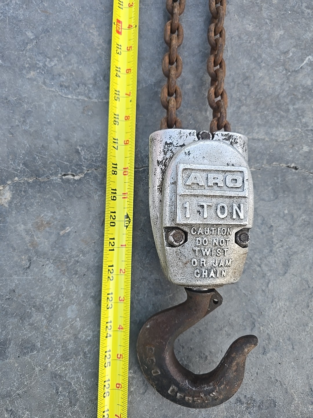 ARO Pnuematic Air Chain Hoist 1 Ton Model 7776DT Read Please