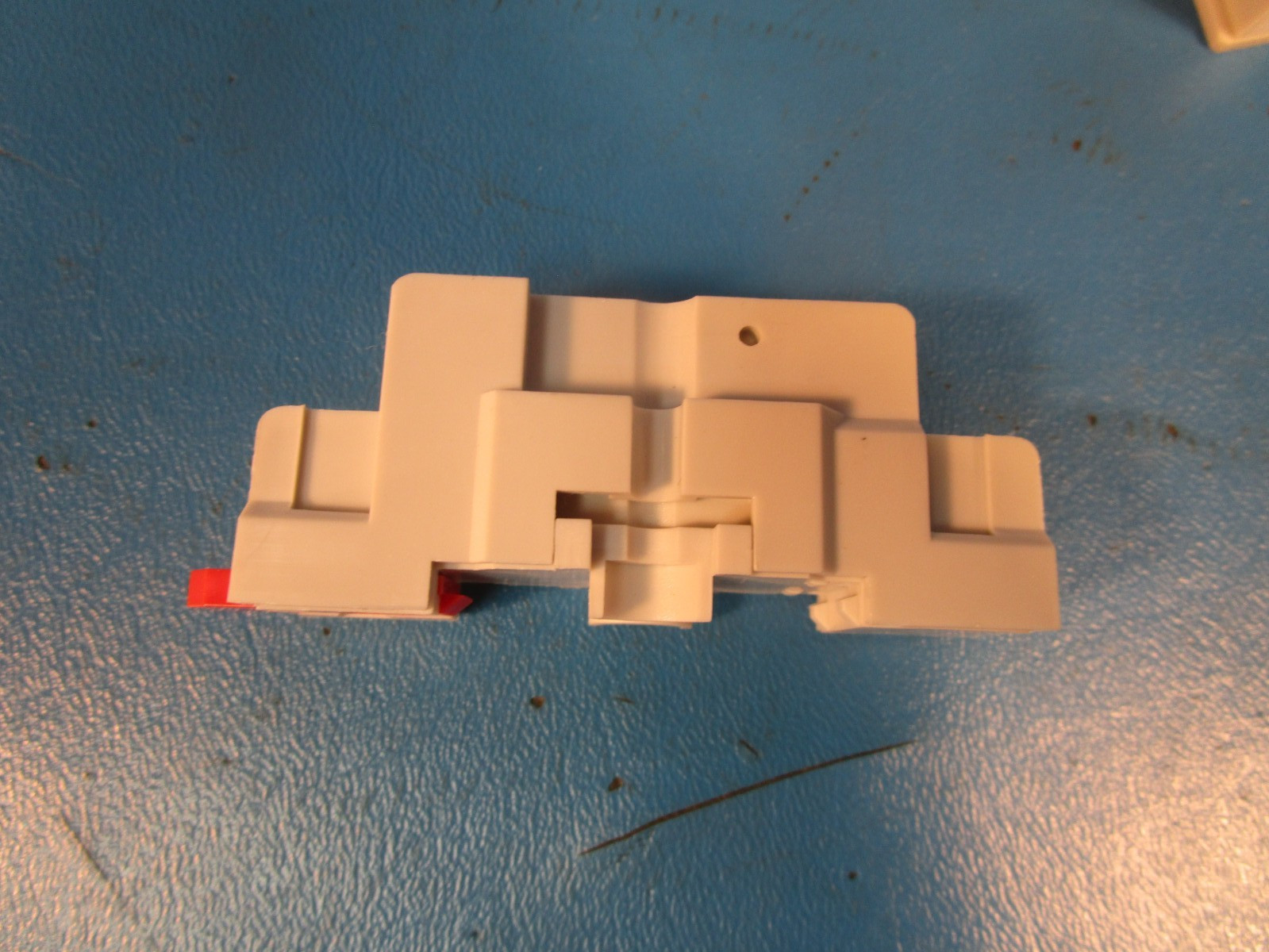 Automation Direct 781-1C-SKT, Relay socket, 35mm DIN rail or panel mount