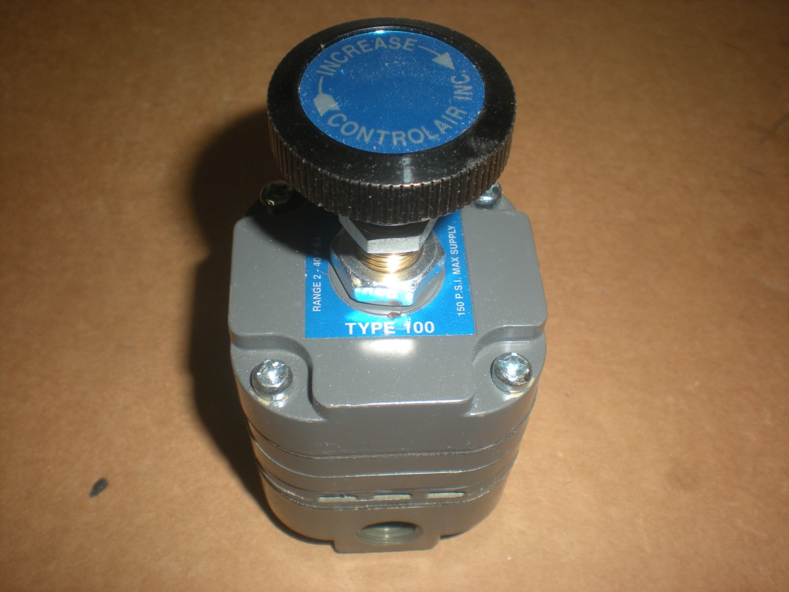 Control Air Inc. Type 100 – Air Pressure Regulator – 1/4″NPT – 2-40PSI – NNB