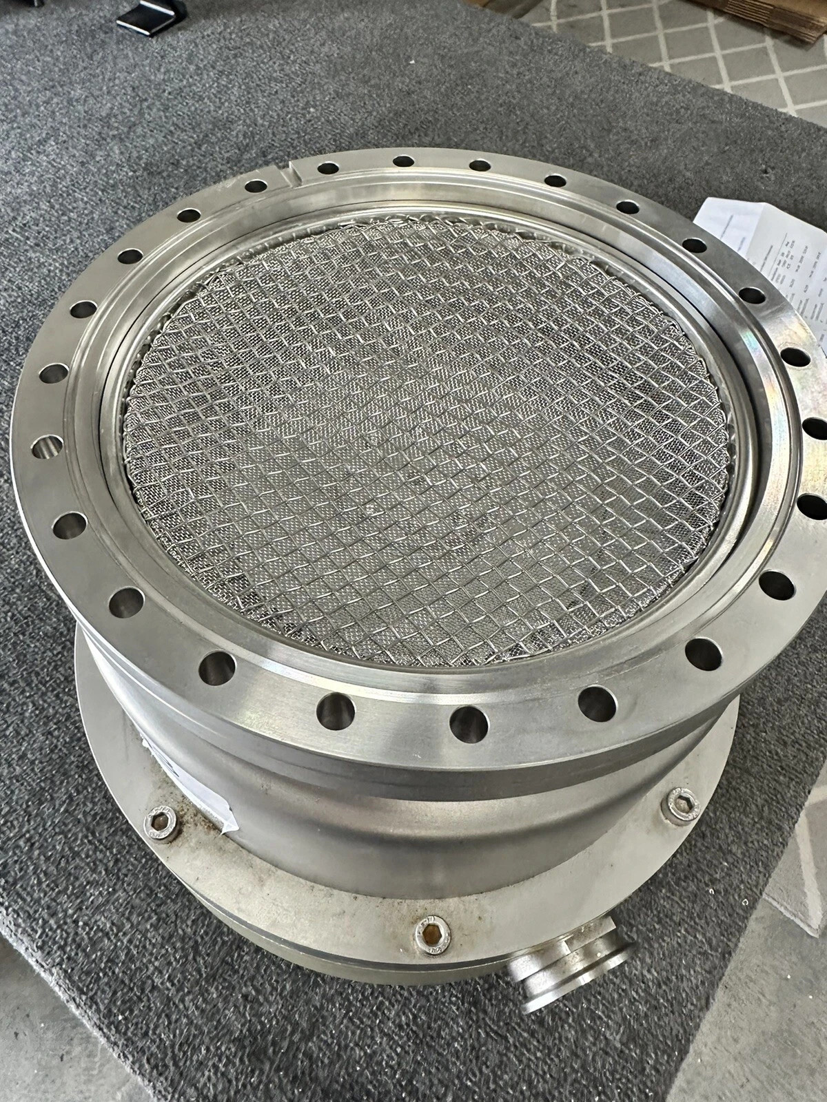 Turbomolecular Turbo Pump 8″ Pfeiffer Balzers TPU-1500