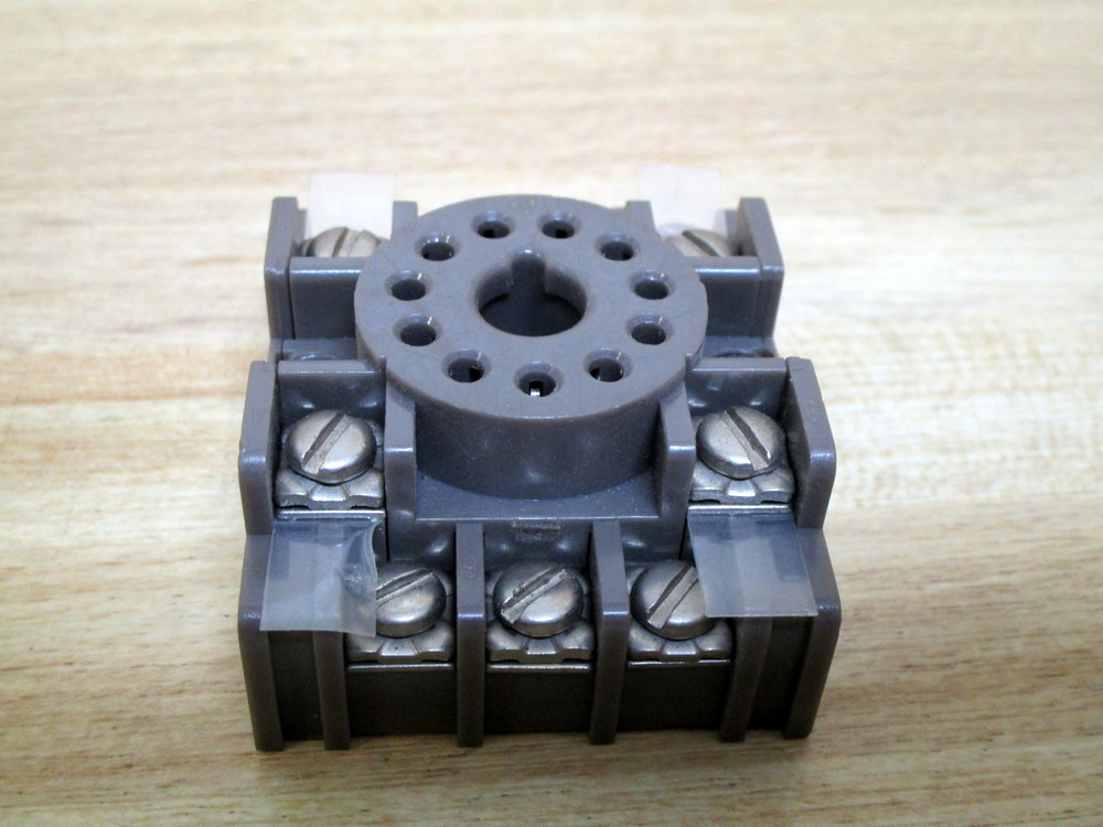 Part 222 Relay Socket (Pack of 13)