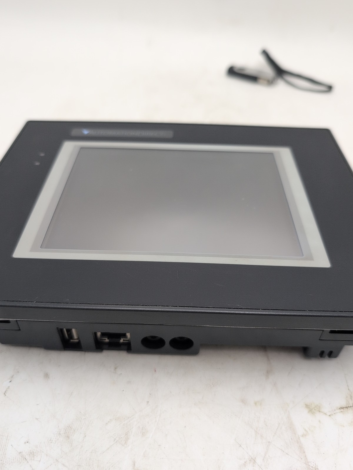 AutomationDirect EA9-T6CL+16X18B 6″ Color Touch Screen HMI Operator Panel
