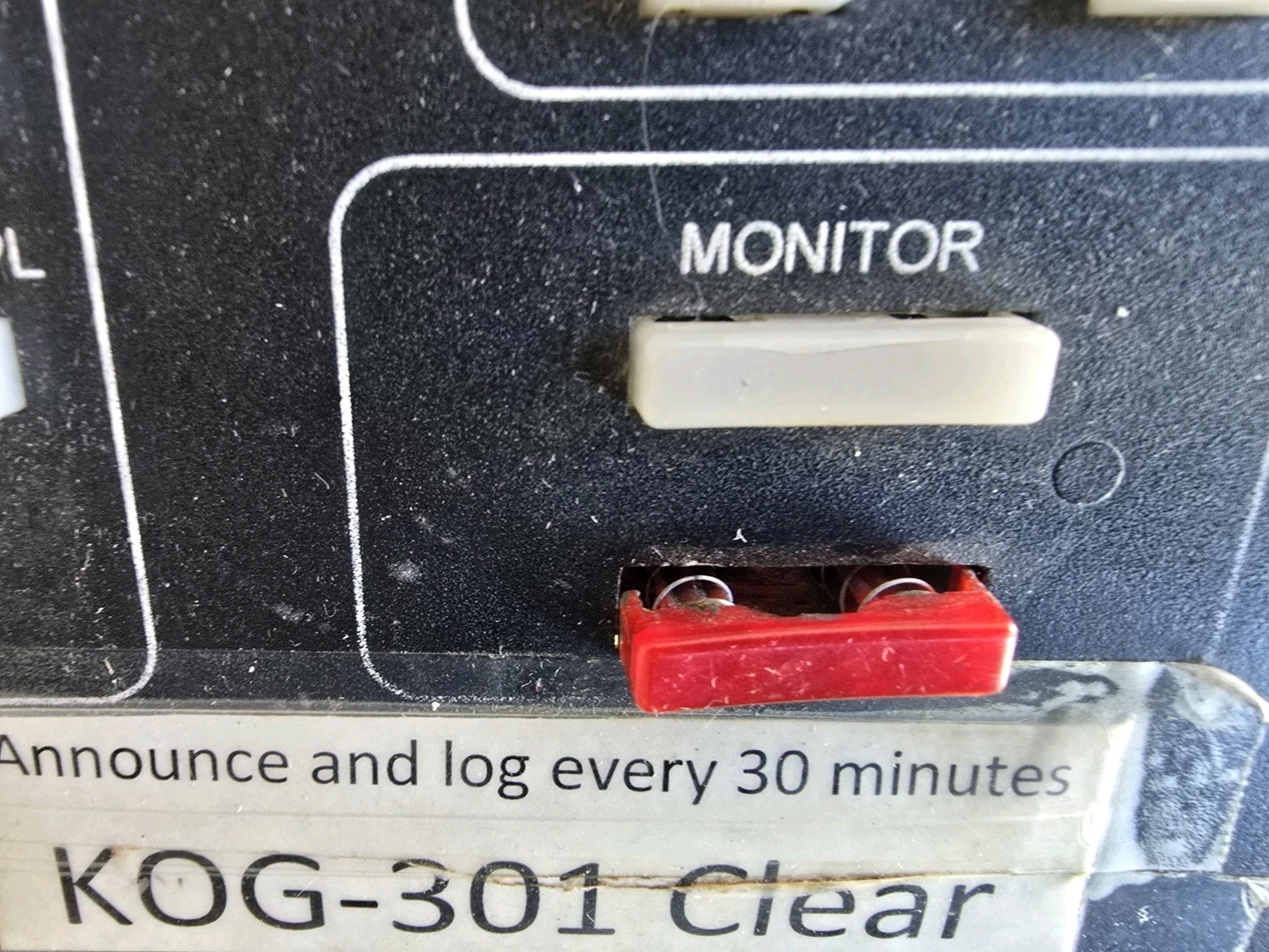 Gai-Tronics ICP9000 Multi-Channel Consle Model ICP9012A (Powers On)