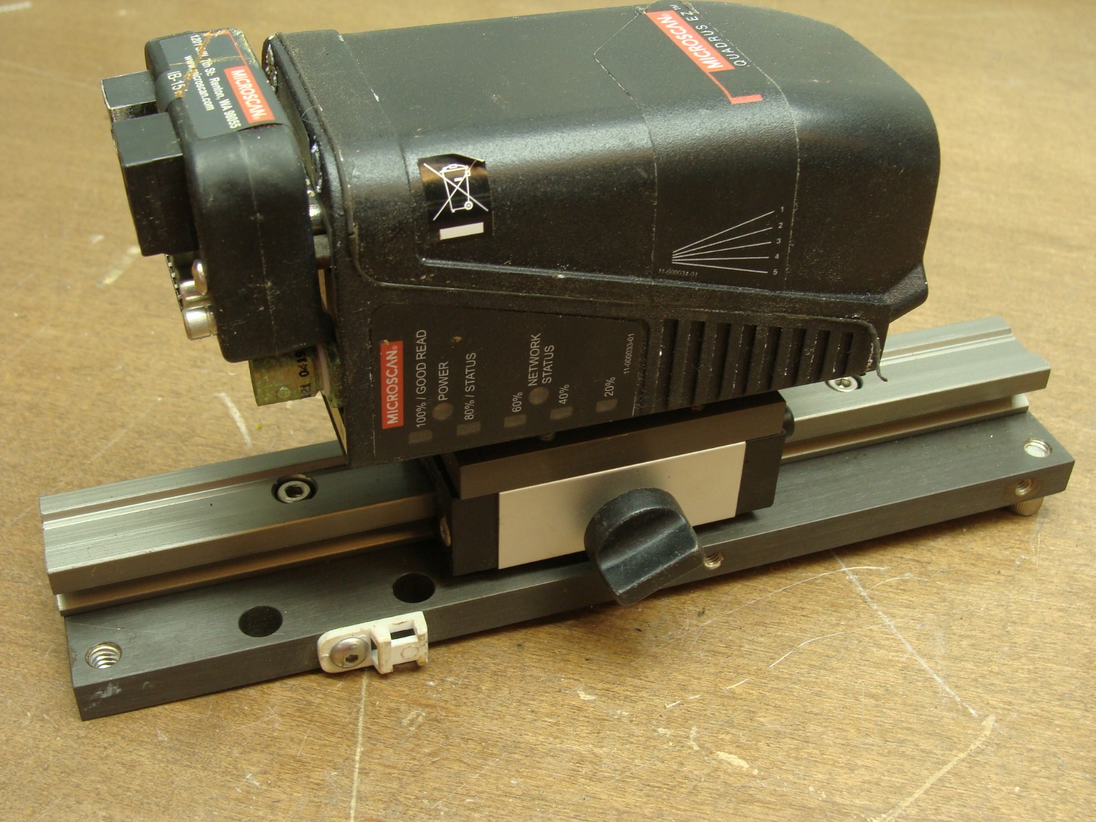 MICROSCAN EZ BARCODE SCANNER FIS-6700-0014 W/IGUS DRYLIN T LINEAR GUIDE BLOCK