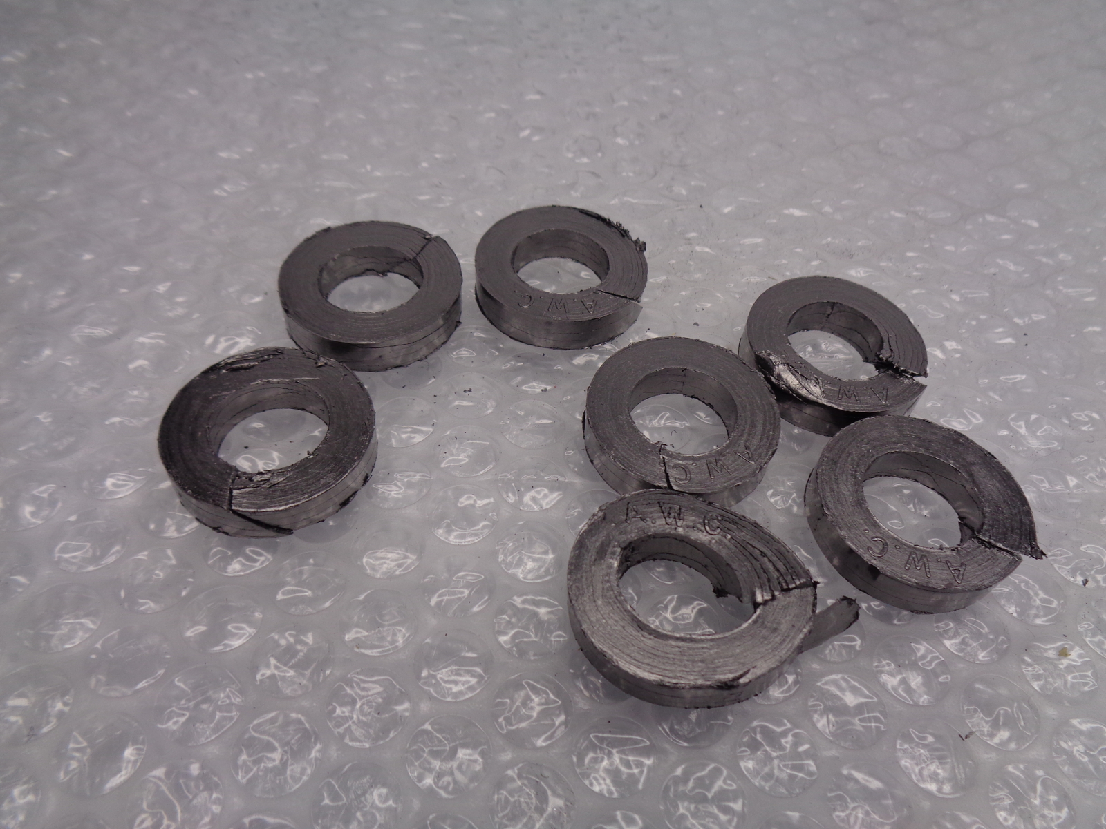 INDUSTRIAL SPARE 040225 .625X1.125X.250 PACKING LOT OF 7 NSNP