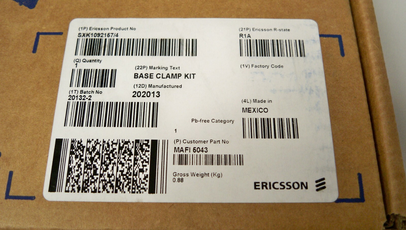 *NEW* Ericsson SXK1092157/4 Base Bracket Kit for Street Marco