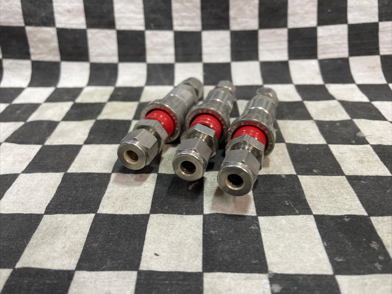 SWAGELOK Quick Connect 1/4″, SS-QC4-B-400 & SS-QC4-D-400, LOT OF 3 SETS #1327D9
